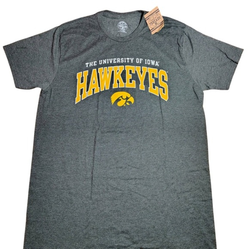 University of Iowa‎ Hawkeyes T Shirt Men L Gray Rivalry Threads NCAA College nwt
